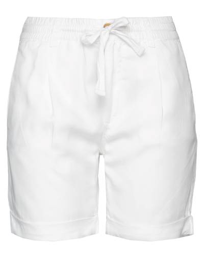 BLAUER Shorts & Bermudashorts Damen Weiß von BLAUER
