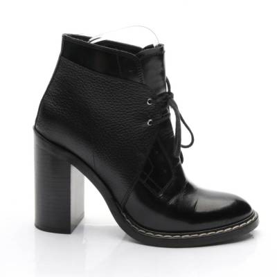 Maison Martin Margiela Stiefeletten EUR 36 Schwarz von Maison Martin Margiela