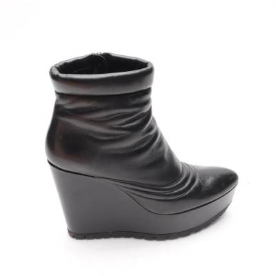 Prada Stiefeletten EUR 40 Schwarz von Prada