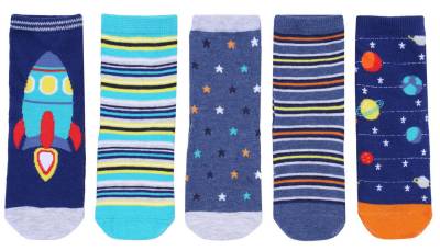 Sarcia.eu Haussocken 5 x blaue Socken „kosmische Muster“ 12-24 m von Sarcia.eu