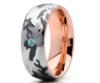 Blauer Diamant Ehering, Blauer Ring, Wolframkarbid Ring, Verlobungsring, Einzigartiger Wolfram Ring, Camouflage Ehering, Jäger Ring von YorksJewelryDesign