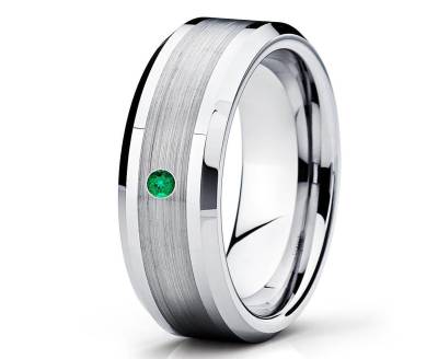 Einzigartiger Ehering, Wolfram Ehering, Smaragd Ehering, Wolframkarbid Ring, Verlobungsband, 8mm & 6mm, Tungstens Herren Ring, Brush von YorksJewelryDesign