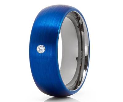 Weißer Diamant Ring, Gunmetal Tungsten Ring, Verlobungsring, Blauer Wolfram Unikat Ring, 8mm & 6mm, Tungsten Carbide Ring, Brush von YorksJewelryDesign