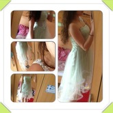 mein abschlusskleid.<3. oke die farbe ist jetzt nicht sooo schön aber naja.. wie findet ihrs?