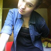 steht mit die Jeansbluse??

Kommis :D