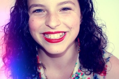 Meine beste Freundin,sie hat 2 verschiedene Augenfarben,findet ihr es hübsch?