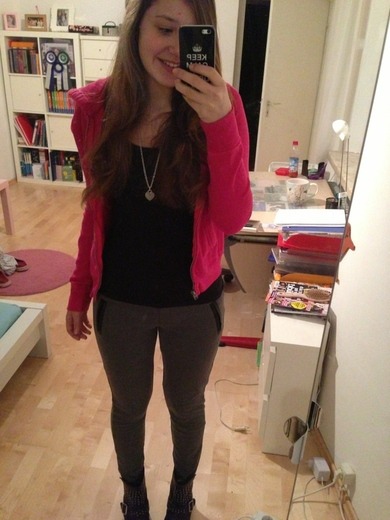 guter schulstart ins jahr 2013 euch allen :) <3 guter schulstart ins jahr 2013 euch allen :) <3