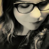 Es wird Zeit nach einem Jahr abzuschließen und neu anzufangen. 
Lg an : mein altes Ich und an meinen Ex-Schwarm der mir krass weh getan hat  ; ( :/
 Ps: Wie findet ihr das Bild ?? :3