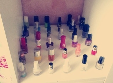Meinee-Wie viele Nagellacke habt ihr? (: Meinee-Wie viele Nagellacke habt ihr? (: