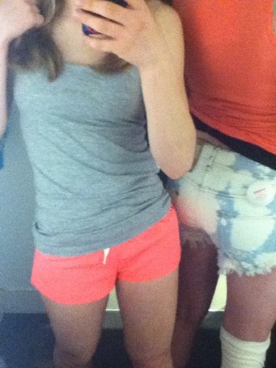 Is das ein gutes sport quitfit? Das mädel im hintergrund nich beachten is ne freundin von mir :)