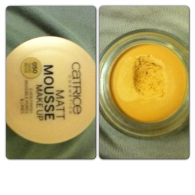 Die Farbe kommt jetzt nicht so rüber aber es geht im dieses Produkt. Würdet ihr diese Mousse mit einem Pinsel Auftragen? welchen Pinsel soll ich benutzen? :) danke Die Farbe kommt jetzt nicht so rüber aber es geht im dieses Produkt. Würdet ihr diese Mousse mit einem Pinsel Auftragen? welchen Pinsel soll ich benutzen? :) danke