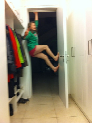 meine freundin .! bitte tipps sie hat die app nch und wollte dass ichs renstell.!