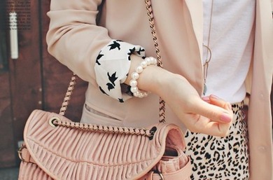 Weißt jemand wo man diesen Blazer kaufen kann ? Weißt jemand wo man diesen Blazer kaufen kann ?