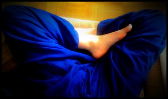Sonntags liebe ich meine Haremshose. :-)
-jk