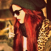 wie findet ihr diesen look? besonders die jacke?