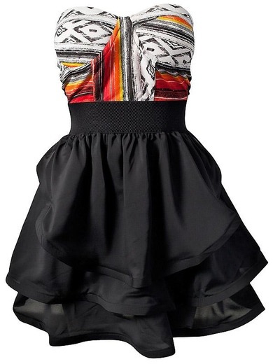 da ich gestern Geburtstag hatte, kommt heute mal ein Partykleid :)