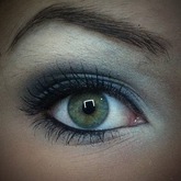 smokey eyes. natürlich nicht für den Alltag aber ich liebe sie:)
