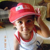 mein kleiner cousinnnn .,!!