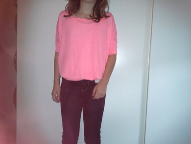 Wie soll ich das shirt eher anziehen ?