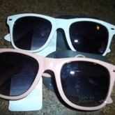 noch 2 Sonnenbrillen je 1,50€!!!!! Hammergeillooo von Primark:D