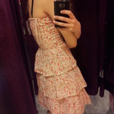 Wie findet ihr das Kleid und welche Schuhe könnte man dazu tragen? :)