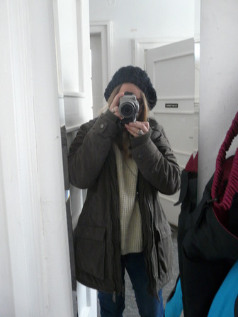 Outfit of today! 
Wie findet ihr es?
Love it oder Hate it?
Kommis bitte 
(auch gerne Verbesserungen!)
<3 :D <3