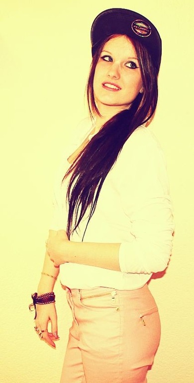 Welches findet ihr Besser ( Facebook Profilbild ) danke ;) ♥