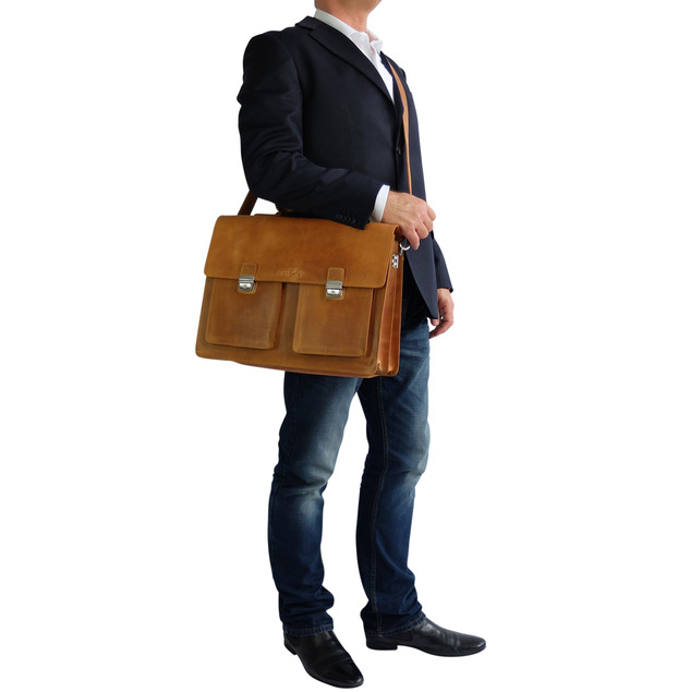 Tasche Charles aus Eco-Rindsleder in antik-braun, camel, schwarz kroko und schwarz von manbefair #Ledertasche #Herrentasche #Umhängetasche Tasche Charles aus Eco-Rindsleder in antik-braun, camel, schwarz kroko und schwarz von manbefair #Ledertasche #Herrentasche #Umhängetasche