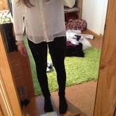 Oder lieber zu ner schwarzen Leggins? Kommis bitte :D