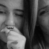 meine Freundin (links) und ich ♥