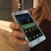 Ich will mir morgen ein neues Handy holen :D S2 oder S3 mini ?! 
Eher S2 oder???? 

- Kommentare Bitte -