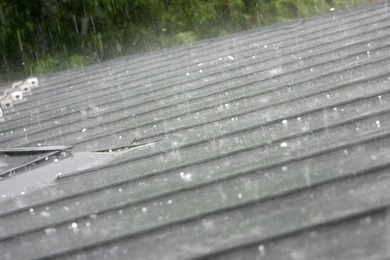 Das wärs dann jetzt....mit Sommer...
Gewitter, Regen, Hagel, dunkle Wolken.... Das wärs dann jetzt....mit Sommer...
Gewitter, Regen, Hagel, dunkle Wolken....