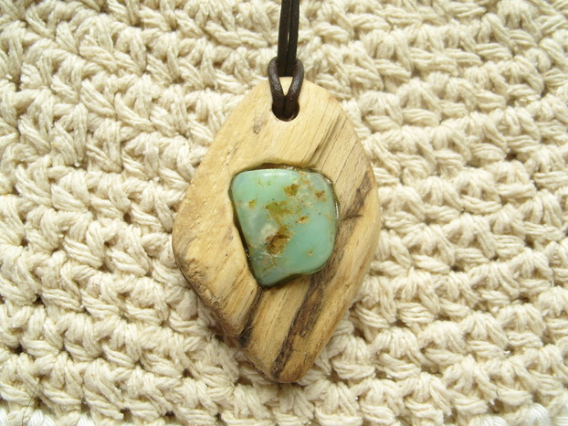 Treibholz Driftwood Holzschmuck Chrysopras