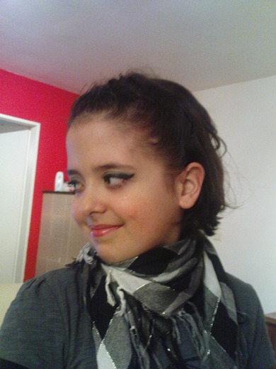 Wie findet ihr diesen Look eigentlich?
BITTE BEWERTEN

EURE StyleQueen01