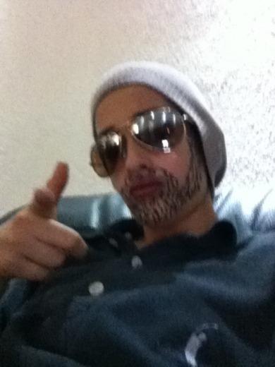 hahaha :D das bin ich Fasching letztes Jahr hahaha :D das bin ich Fasching letztes Jahr