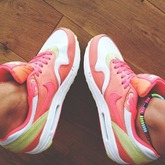 was haltet ihr von air max? nicht die sondern insgesamt  :)
