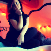 follow me on instagram and i follow you : )
`jessydhampir´