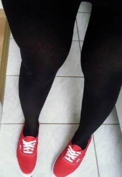 Gehn die Vans so zur Stumpfhose ???? :3