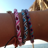 uund wie findet ihr's?;) ich liiiieebe solche Armbänder ♥