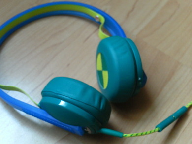 Die neuen Kopfhörer von meinem Bruder :) Die neuen Kopfhörer von meinem Bruder :)