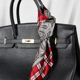 wo gibt es schöne, billige (30€) Taschen?:)