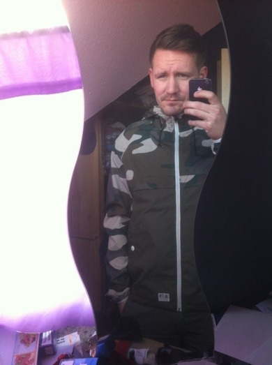 gefällt die jacke? gefällt die jacke?