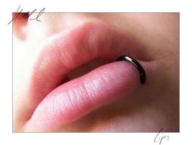 Wie findet ihr Piercings?
Mir gefällts vorallem an den Lippen! Wie findet ihr Piercings?
Mir gefällts vorallem an den Lippen!