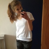 Wie findet ihr die Leggins? :D
Kommis bitte!!!