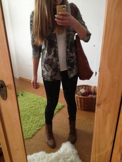 Wie findet ihr den Look? Kommis bitte :D