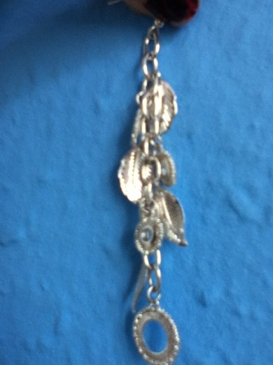 Meinungen zum Ohrring? :) Meinungen zum Ohrring? :)