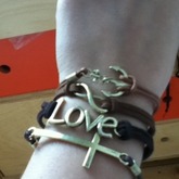 Neue Armbänder :)