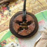 Eucalyptus Frucht Schmuck Anhänger mit 1 Tigerauge