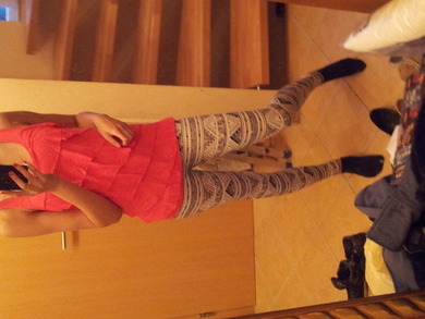 Samstag gekauft wie is top und wie ist die leggin?