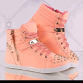 Weiss jmnd.wo ich solche schuhe finde :) ?